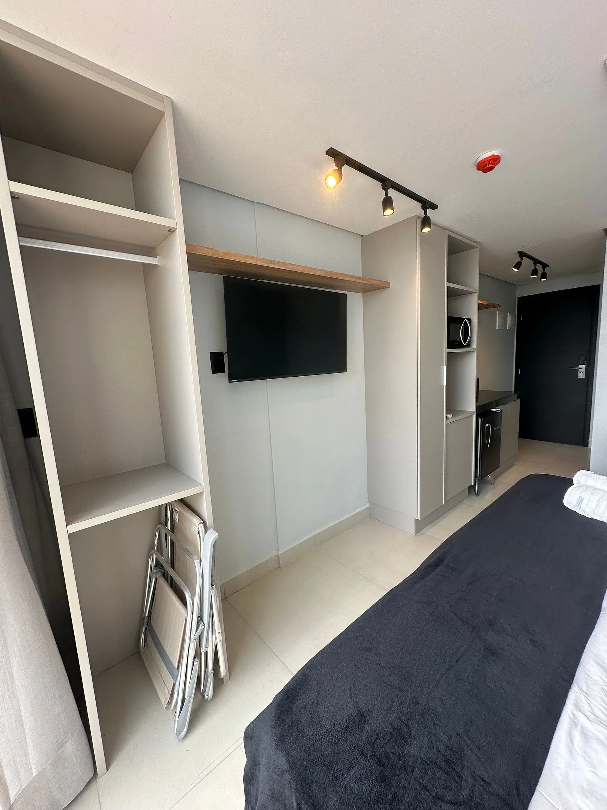 Alta Garden | Studio vists mar com jacuzzi Bessa — TV e multimídia