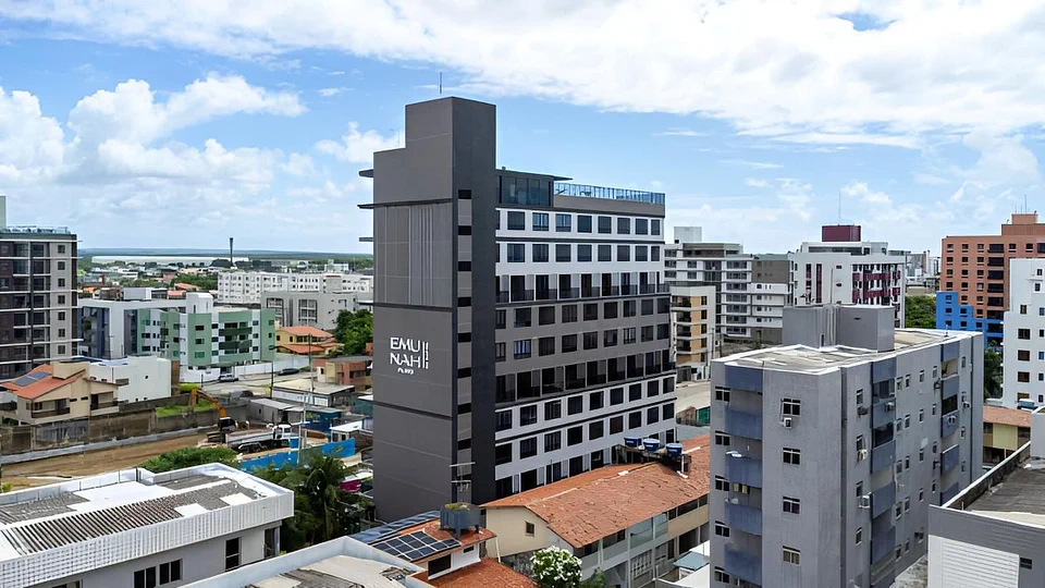 Emunah Suites — arredores