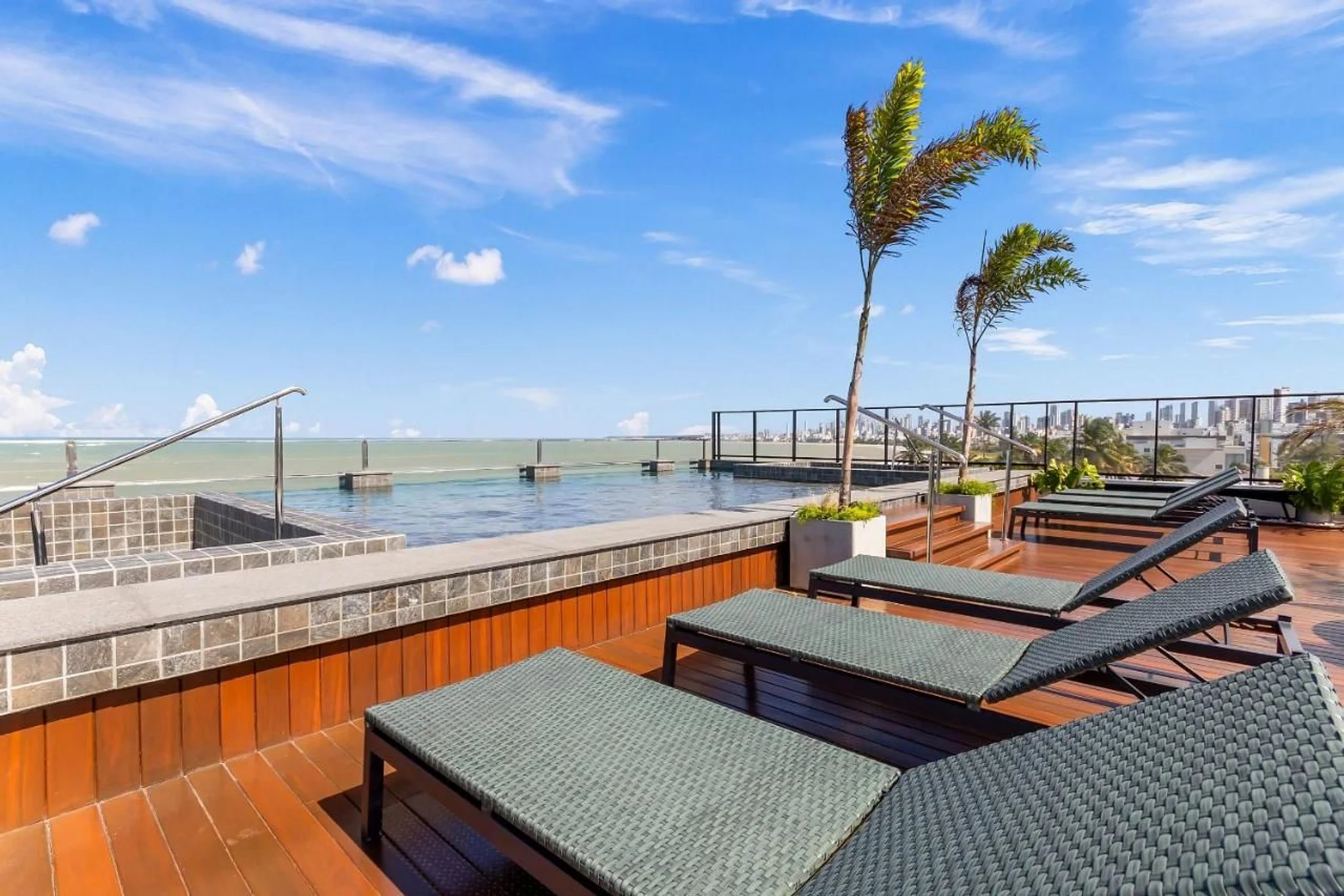 Alta Garden | Studio vists mar com jacuzzi Bessa — Mais fotos