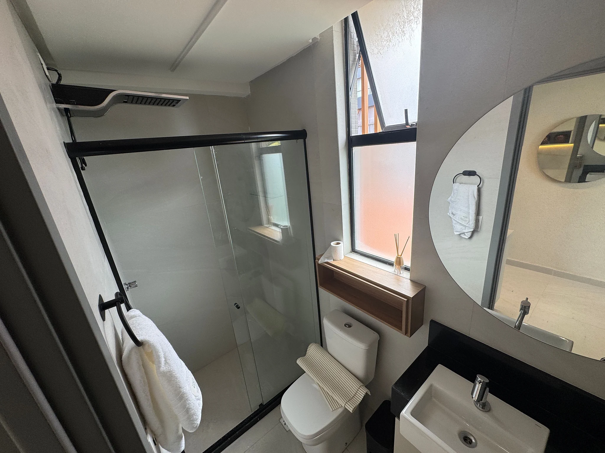 Breeze Suite Vista Mar — Ambientes