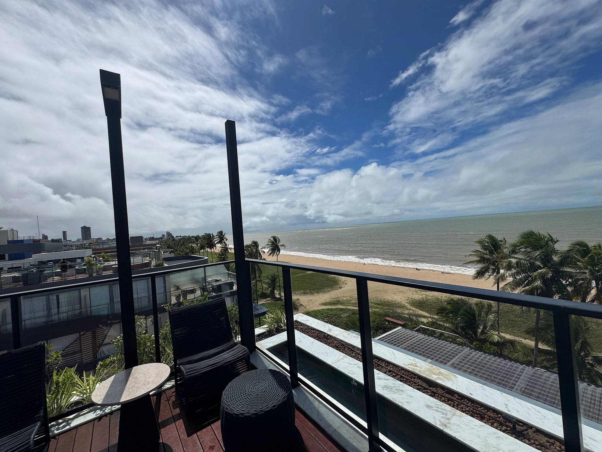 Breeze Suite Vista Mar — Ambientes