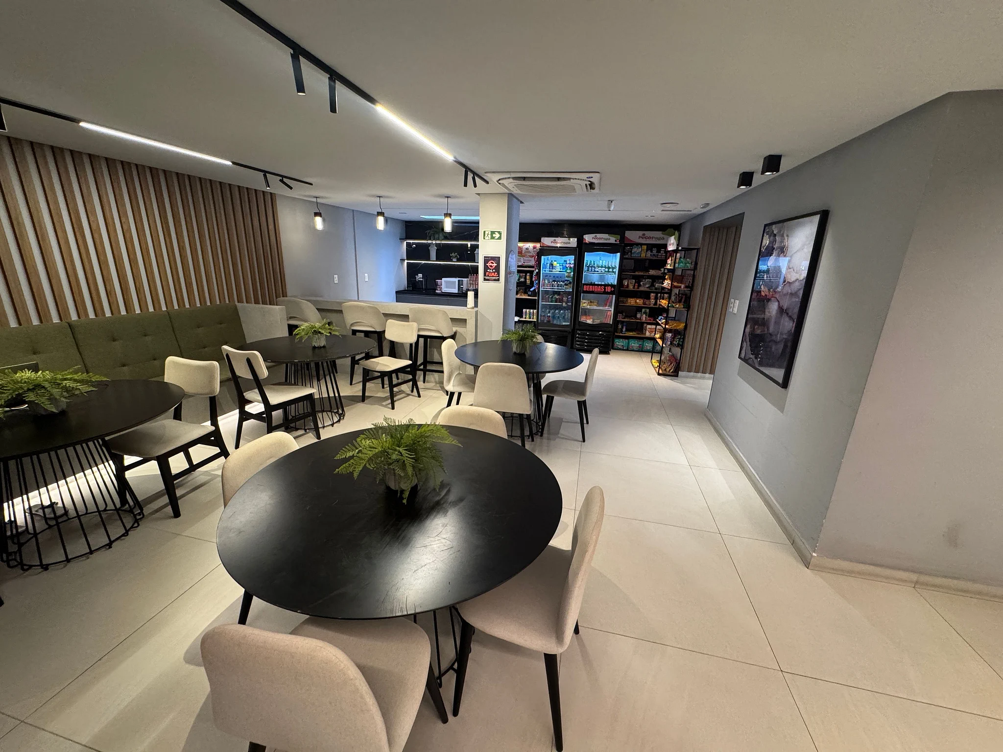Breeze Suite Vista Mar — Ambientes